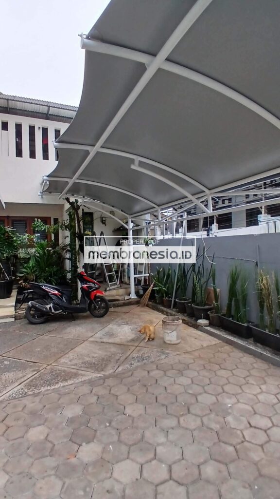kanopi kanopi membran parkiran kecil warna grey