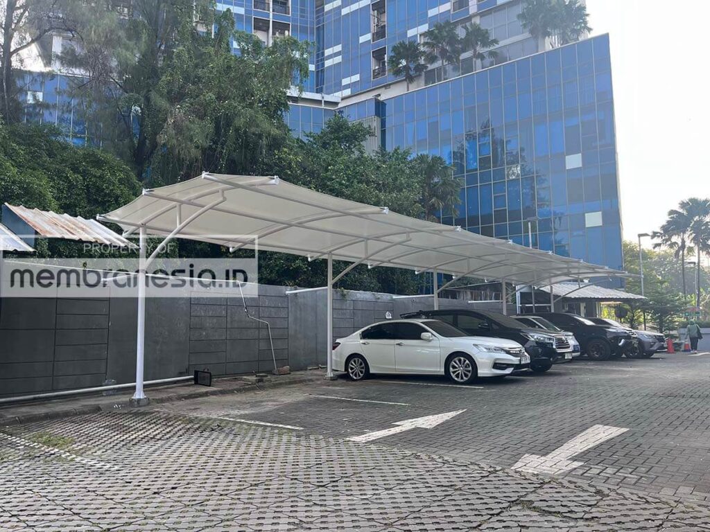 kanopi parkir mobil apartment