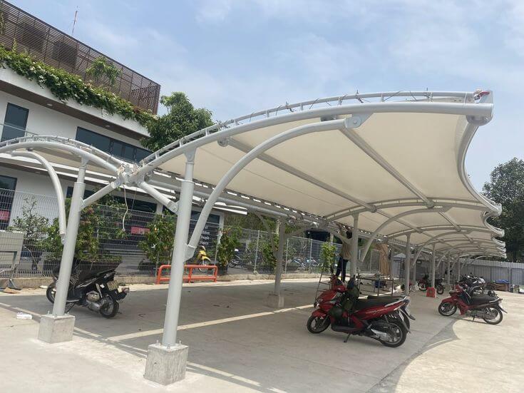 atap membran parkir motor