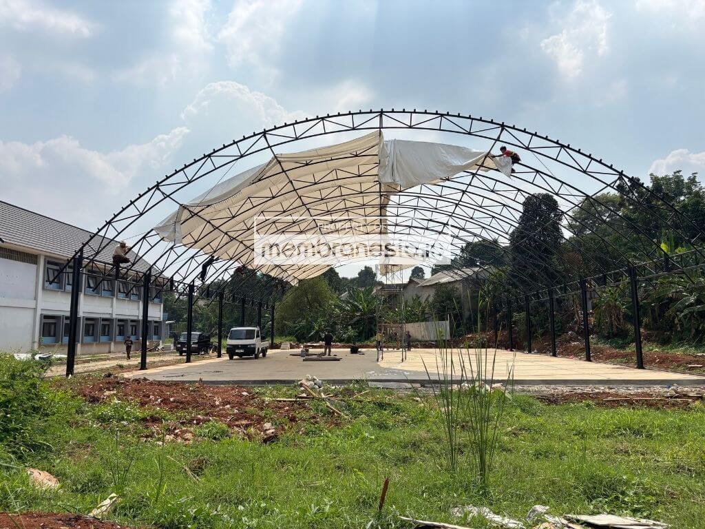 kain membran atap padel